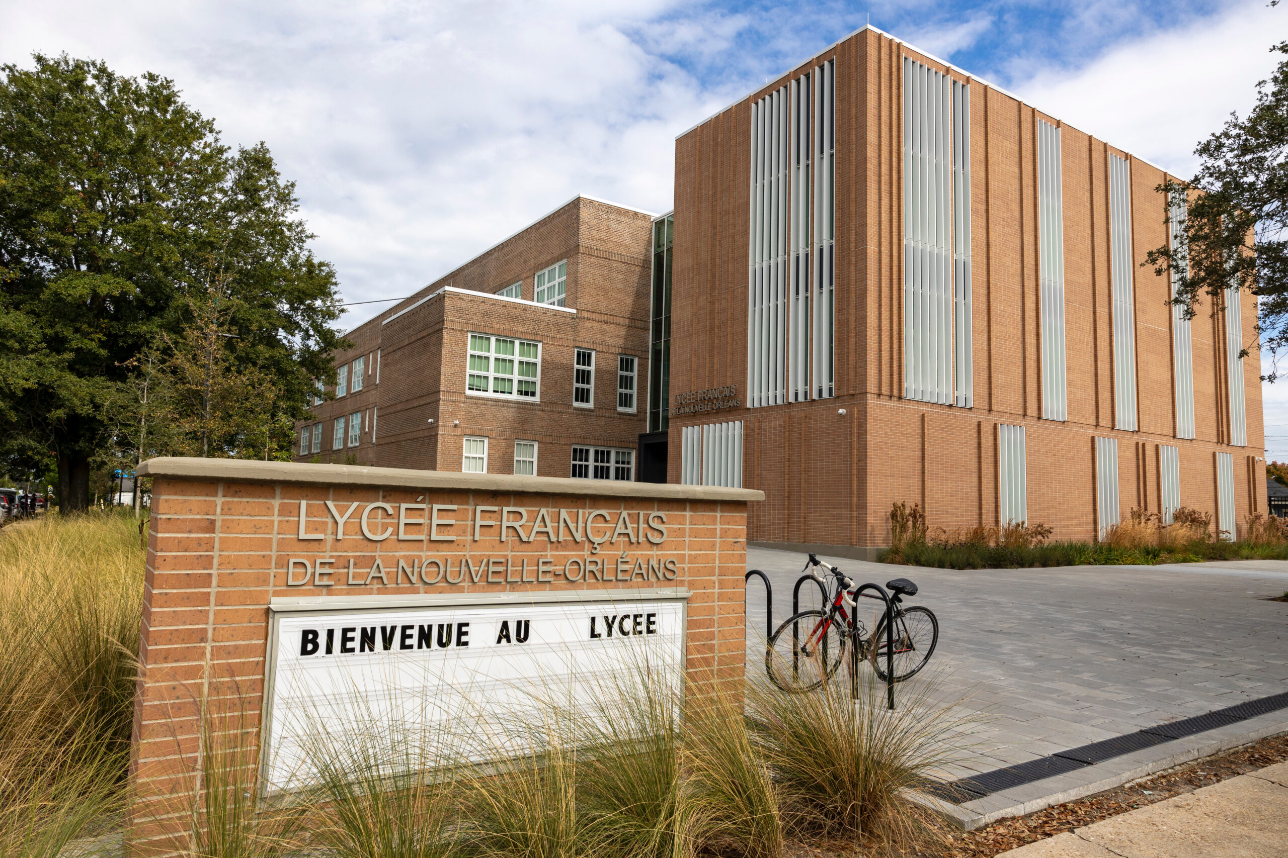 lycee 
最安値!
和泉妃愛 SSP 
まどそふと　　サインカード lycee-building*660xx1200-674-0